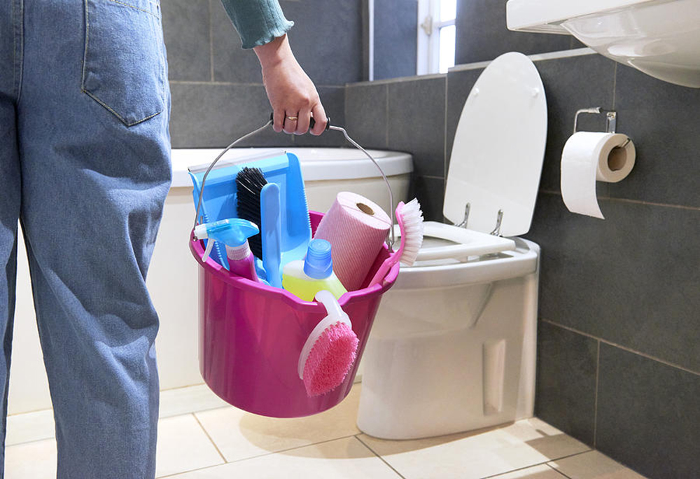 Best Bathroom Deep Cleaning Services at the Lowest Price