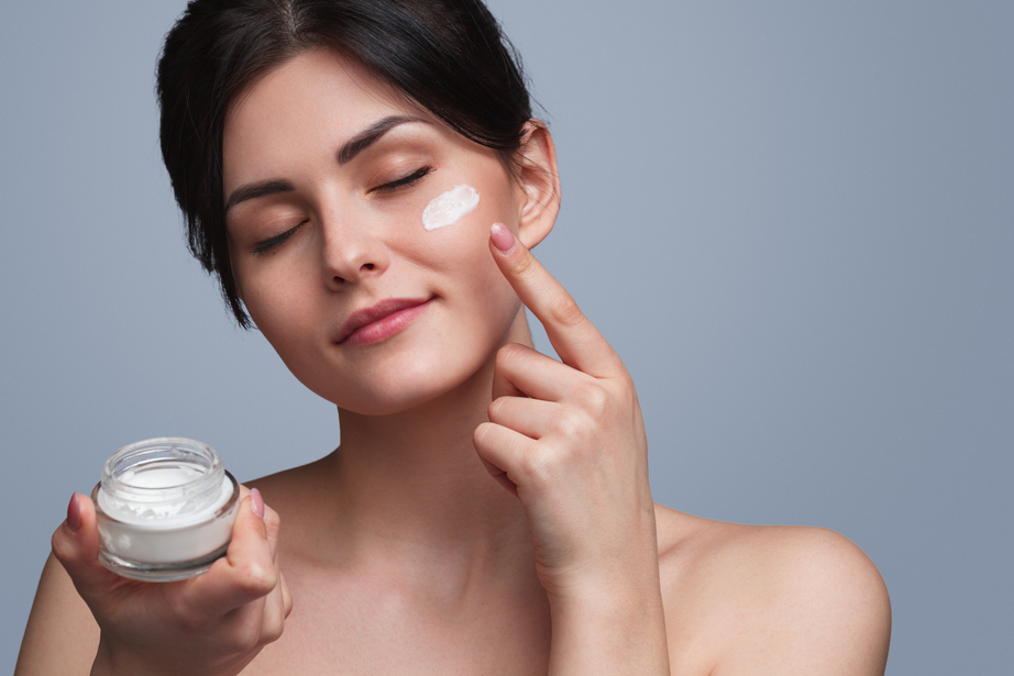 Things You Should Avoid Doing If You Have Oily Skin